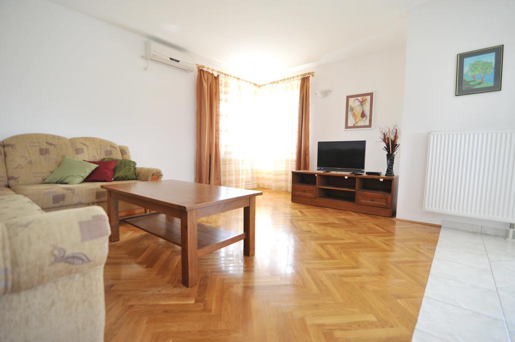 Villa Luna With Seaview Petrcane Εξωτερικό φωτογραφία