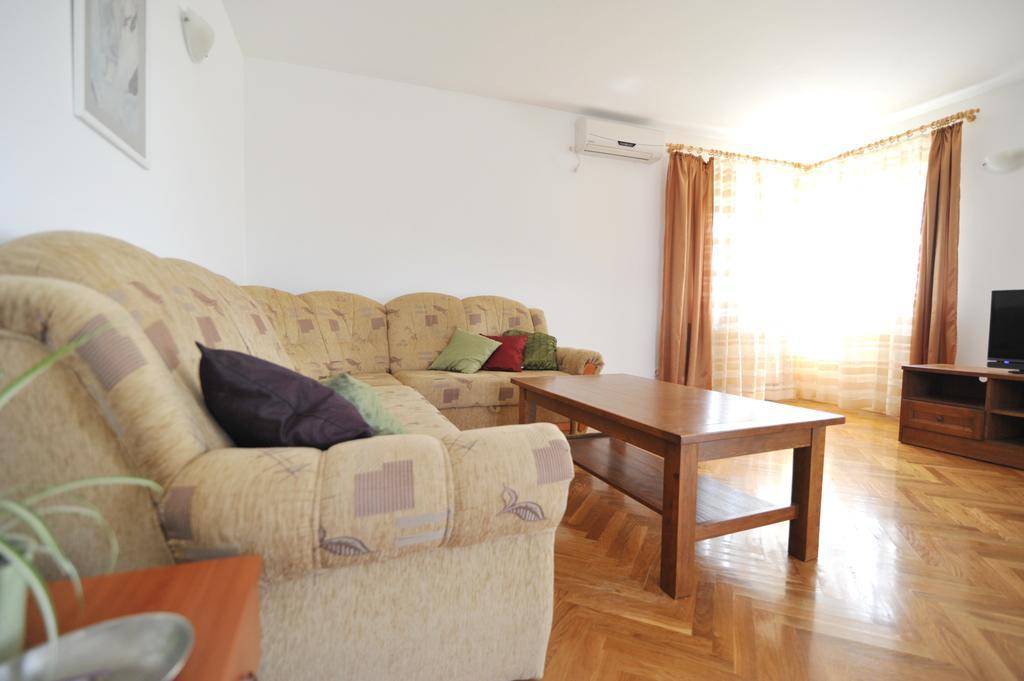 Villa Luna With Seaview Petrcane Εξωτερικό φωτογραφία