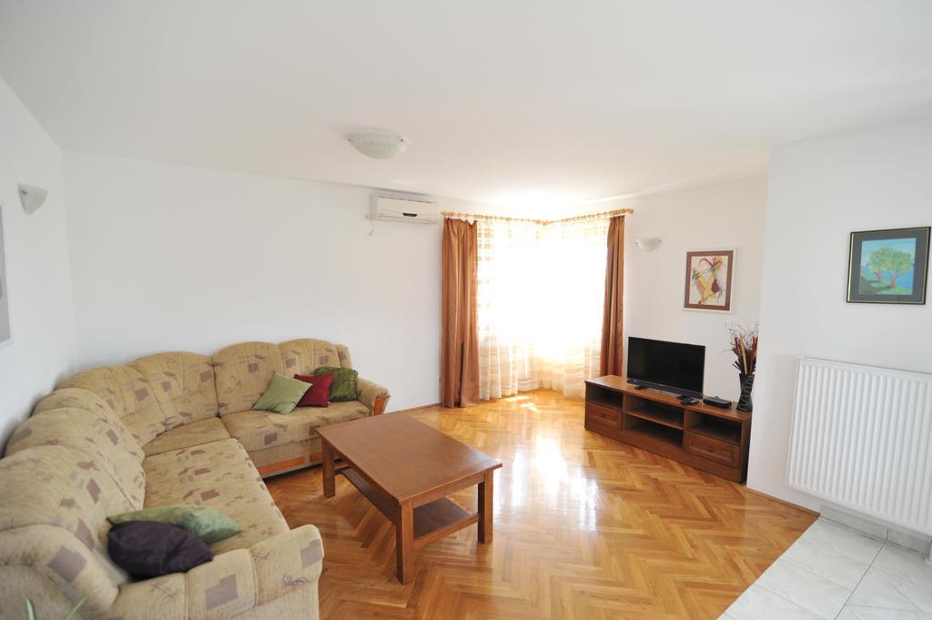 Villa Luna With Seaview Petrcane Εξωτερικό φωτογραφία